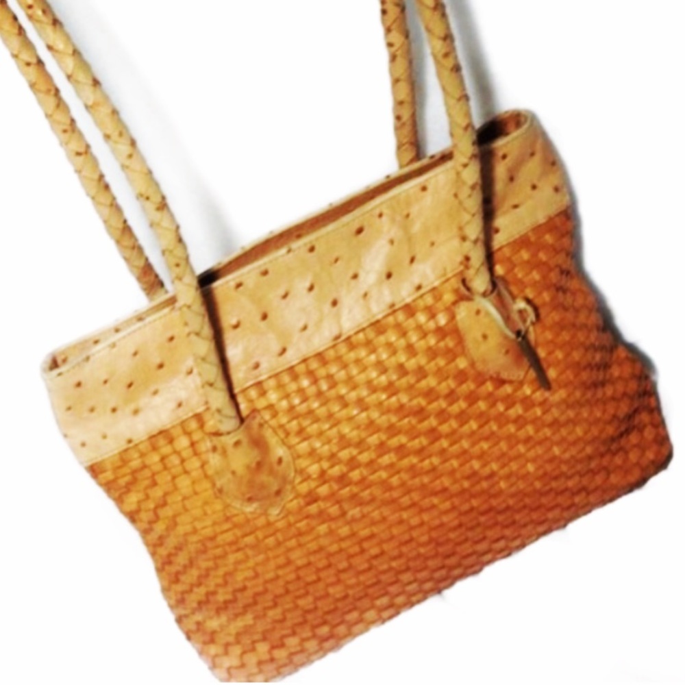 JOAN & DAVID Vintage Ostrich Leather Shldr Bag ๐ - Picture 1 of 6